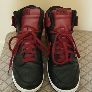 Mens sneakers